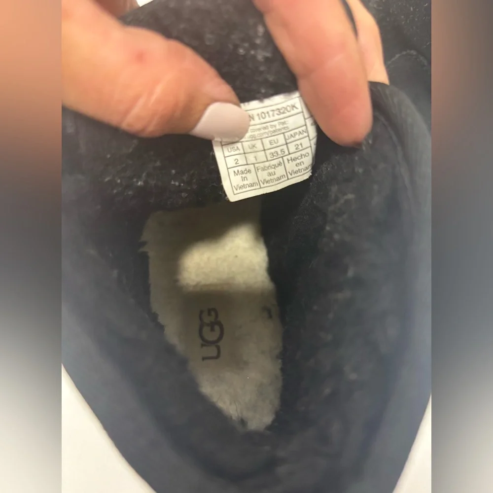 UGG Neumel Black Lace Up Ankle Boots Kids Size 2